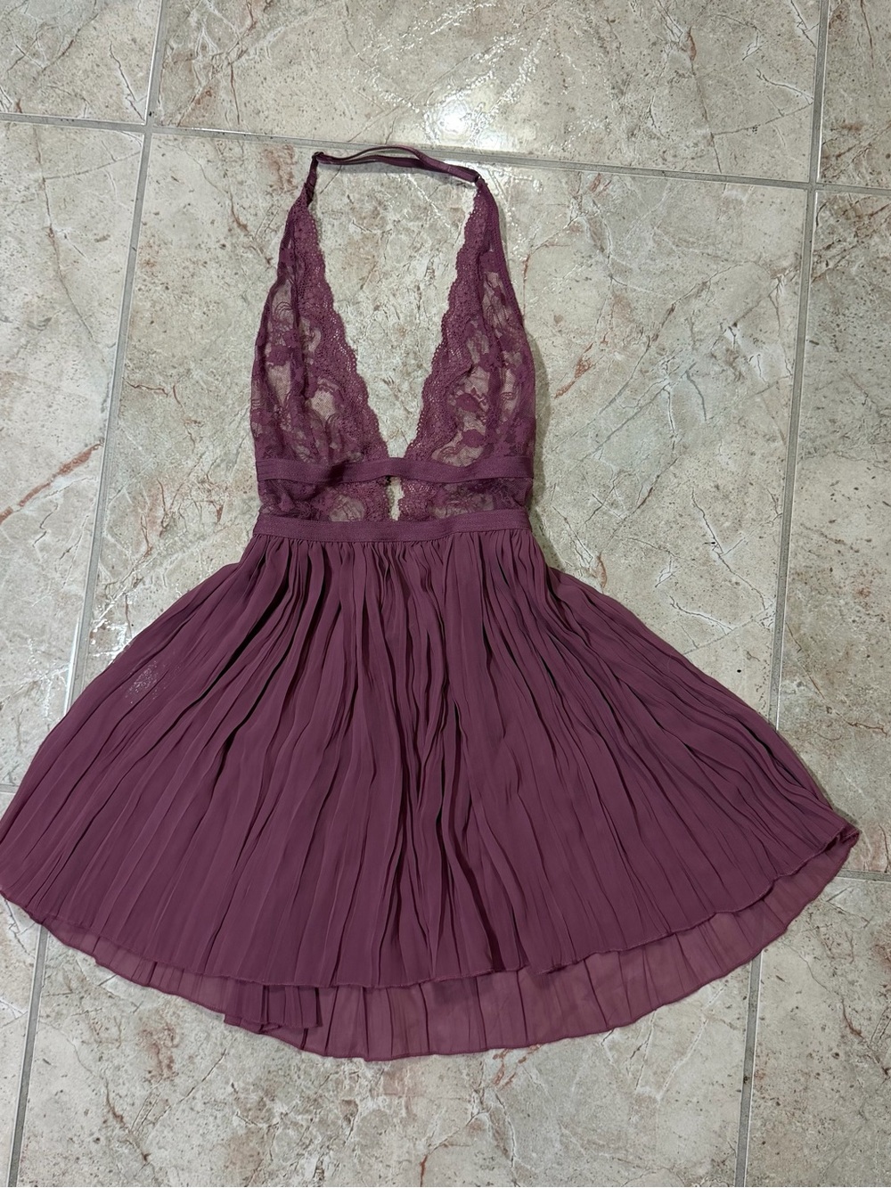 Victoria’s Secret Mauve Lace Pleated Halter Dress XS